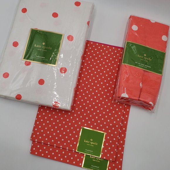 kate spade NWT tablecloth, napkins & placemats - Picture 6 of 14
